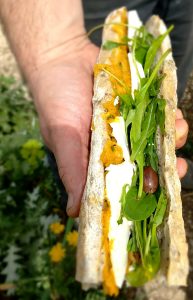 Sandwich Fếta olive